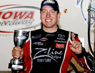 Kyle Busch wins U.S. Cellular 250