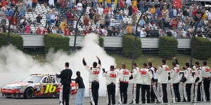 Crew Chief’s nightmare: Two tires or Four